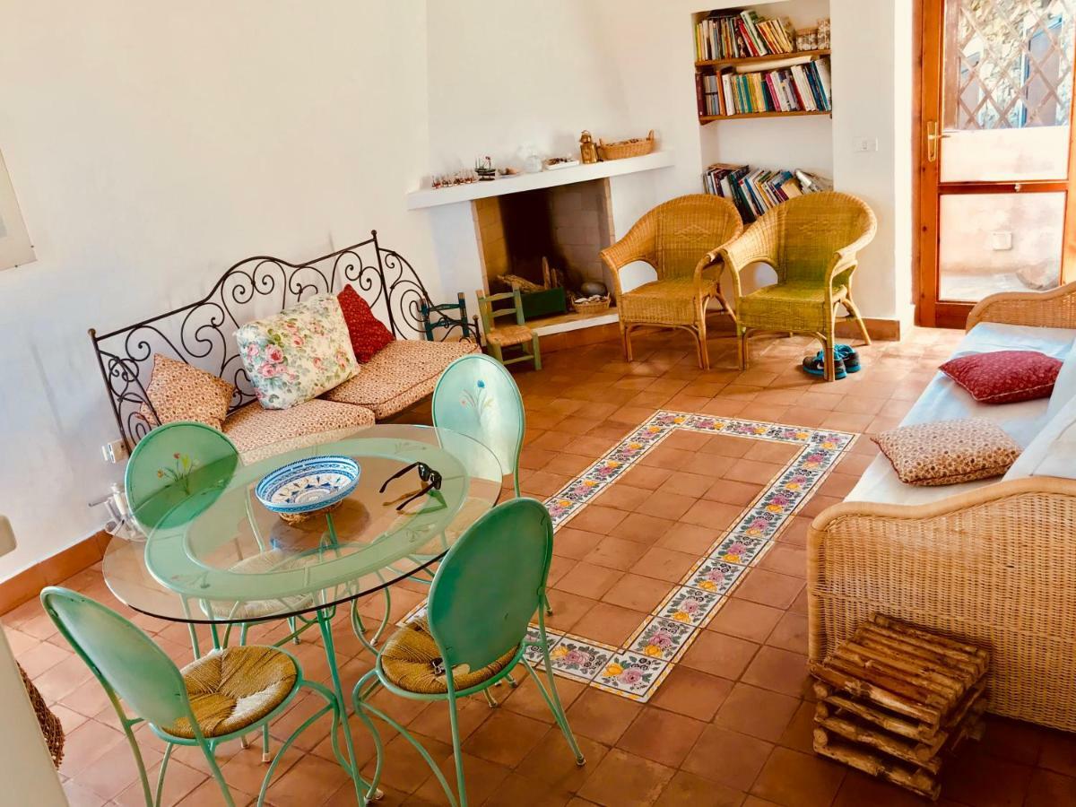 Appartamento Vista Mare - Amazing Sea View Apartment Stintino Zewnętrze zdjęcie